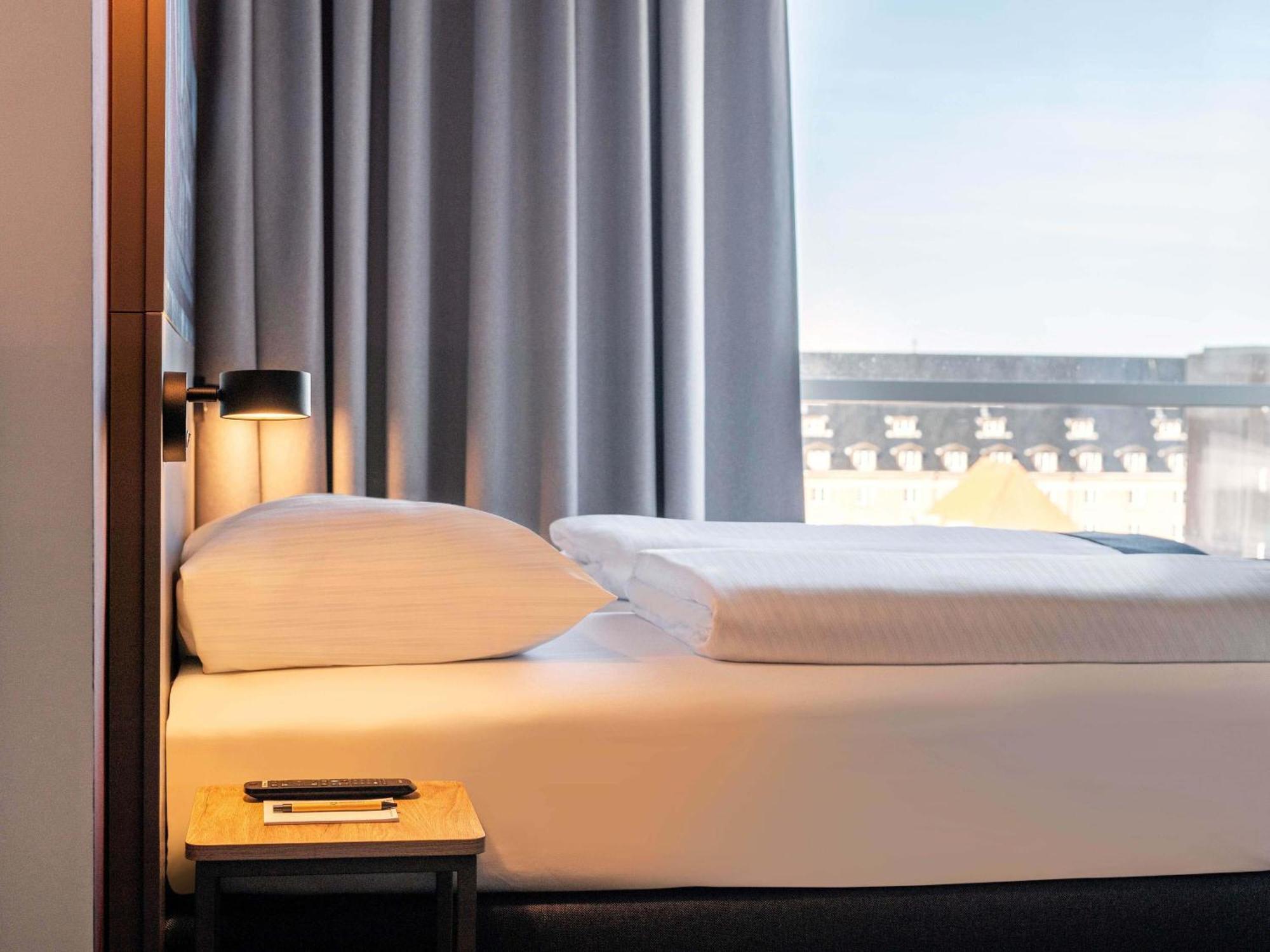 B&B Hotel Duesseldorf City-Sued — Fotoğraflar 1